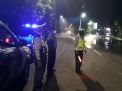 Polsek Asemrowo Gelar Patroli Mobile di Malam Hari, Ciptakan Rasa Aman