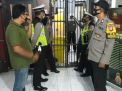 Polsek Asemrowo Gelar Pengecekan Rutin Ruang Tahanan, Antisipasi Barang-Barang Terlarang