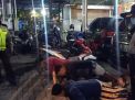 Polsek Asemrowo Bareng Linmas Lakukan Operasi Penertiban Masker Malam Hari, Amankan 10 Pengguna Jalan