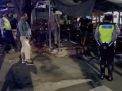 Polsek Asemrowo Gelar Operasi Pemberlakuan Jam Malam Sesuai Penerapan PPKM Darurat, Sasar Warung & Toko