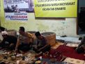 Kapolsek Semampir Sosialisasikan SPKT Door To Door Lewat Cangkrukan Senin Militan
