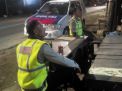Unit Lantas Polsek Asemrowo Patroli Malam di Lahan Jalan Dupak Rukun 90