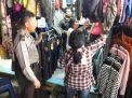 Sampikan Himbauan Waspada Copet ke Pengunjung Pasar Pogot