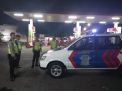 Patroli Malam ke SPBU Sambil Titip Pesan Waspada Uang Palsu
