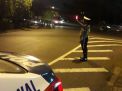 Satlantas Polres Tanjung Perak Pantau Lalu Lintas Malam Antisipasi Kecelakaan