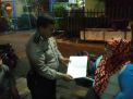 Babinkamtibmas Krembangan Utara Bantu Pengurusan Surat Kehilangan Warga