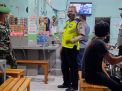 Polsek Krembangan Gelar Operasi Penertiban Masker di Warkop-Warkop Bersama Koramil