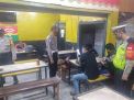 Polsek Krembangan Bersama Koramil Lakukan Operasi Penertiban Masker di Warkop & Cafe