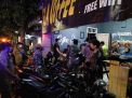 Sasar Warung-Warung, Polsek Krembangan Laksanakan Operasi Jam Malam Dalam Penerapan PPKM Darurat