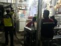 Gelar Operasi Jam Malam & Penertiban Masker, Polsek Asemrowo Gandeng Satpol PP & Linmas