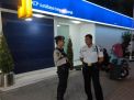 Satsabhara Polres Tanjung Perak Gelar Patroli Malam di Kantor Bank