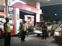 Polsek Pabean Cantikan Patroli Malam di SPBU, Titip Pesan Waspada Penjambretan