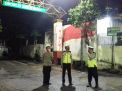 Polsek Asemrowo Lakukan Patroli di Pemukiman, Titip Pesan Waspada Orang Tak Dikenal