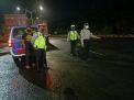 Personil Polsek Asemrowo Lakukan Patroli Mobile di Waktu Malam, Pastikan Kamtibmas Tetap Kondusif