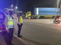 Polsek Asemrowo Gelar Patroli Mobile Ciptakan Rasa Aman Pada Masyarakat