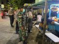Polsek Krembangan Lakukan Operasi Jam Malam Di Warkop-Warkop Bersama Koramil