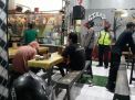 Polsek Asemrowo Lakukan Operasi Jam Malam di Warkop Bersama Koramil & Linmas