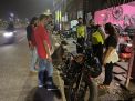 Polsek Krembangan Gelar Operasi Jam Malam Diikuti Penertiban Masker Bersama Koramil & Satpol PP