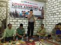 Kapolsek Asemrowo Sosialisasikan Program SPKT Door To Door di Acara Cangkrukan