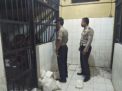 Polsek Kenjeran Cek Rutin Tahanan Setelah Apel Malam
