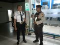 Cegah Kejahatan, Satsabhara Polres Tanjung Perak Gelar Patroli Perbankan