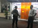 Satsabhara Polres Tanjung Perak Gelar Patroli Malam di Kantor Bank