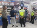 Polsek Asemrowo Gelar Patroli Malam di Mini Market