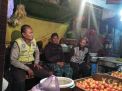 Babinkamtibmas Nyamplungan Sampaikan Pesan Tertib Ke Pedagang Pasar