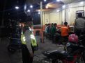 Polsek Pabean Cantikan Bubarkan Pengunjung Warkop Untuk Tekan Penyebaran Virus Corona