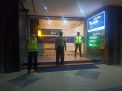 Jaga Keamanan Kantor Bank, Polsek Pabean Cantikan Lakukan Patroli Malam