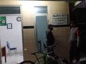 Patroli Malam di Pemukiman, Polsek Krembangan Sampaikan Pesan Waspada Orang Tak Dikenal