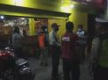 Polsek Asemrowo Gelar Razia Jam Malam di Warung & Mini Market