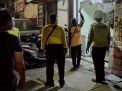Polsek Asemrowo Gelar Operasi Penerapan PPKM Darurat di Malam Hari, Sasar Warung-Warung
