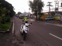 Satlantas Polres Tanjung Perak Atur Lalu Lintas Pagi, Bantu Perjalanan Pekerja