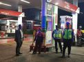 Pantau Keamanan SPBU, Polsek Pabean Cantikan Lakukan Patroli Malam