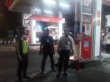 Unit Lantas & Unit Reskrim Polsek Pabean Cantikan Gelar Patroli Malam di SPBU