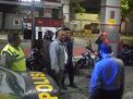 Patroli Malam di SPBU, Polsek Asemrowo Sampaikan Pesan Waspada Jambret