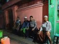Babinkamtibmas Polsek Semampir, Sampaikan Pesan Waspada Jambret Ke Pengunjung Ampel