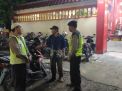 Polsek Krembangan Gelar Patroli Malam di Klenteng Mbah Ratu, Sampaikan Pesan Waspada Curanmor