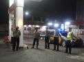 Polsek Asemrowo Sambang SPBU Dalam Rangka Patroli Malam Antisipasi Kerawanan