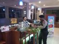 Satsabhara Polres Tanjung Perak Sampaikan Himbauan Kamtibmas ke Petugas Hotel