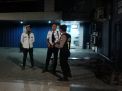 Satsabhara Polres Tanjung Perak Gelar Patroli Malam di Kantor Bank