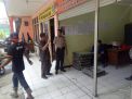 Polsek Krembangan Pastikan Kotak Suara Baik Sebelum Dikirim ke PPS