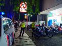 Polsek Kenjeran Gelar Patroli Malam Cegah 3C di Mini Market 24 Jam
