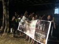 Satsabhara Polres Tanjung Perak Patroli Malam Sambil Sosialisasi Tertib Lalu Lintas