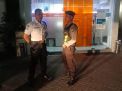 Satsabhara Polres Tanjung Perak Gelar Patroli Perbankan di Malam Hari