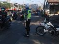 Satlantas Polres Tanjung Perak Gelar Pengaturan Pagi, Beri Pelayanan Masyarakat