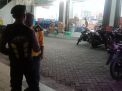 Satsabhara Polres Tanjung Perak Patroli Mini Market, Sampaikan Pesan Waspada Curanmor