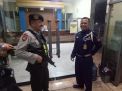 Satsabhara Polres Tanjung Perak Lakukan Pengamanan Kantor Bank Lewat Patroli Rutin