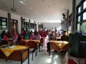 Babinkamtibmas Takal Kedinding Hadiri Kegiatan Halal Bi Halal di SMPN 15